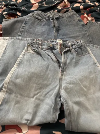 Lot de jeans