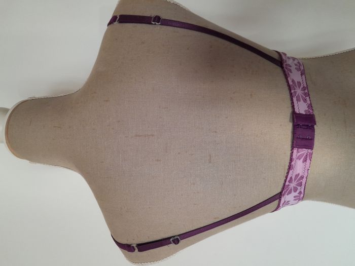 Soutien gorge - photo numéro 2
