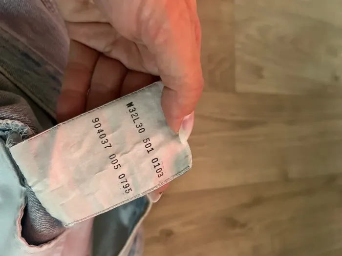 Levi ´s, short en jean bleu clair w32 taille FR40 - photo numéro 6