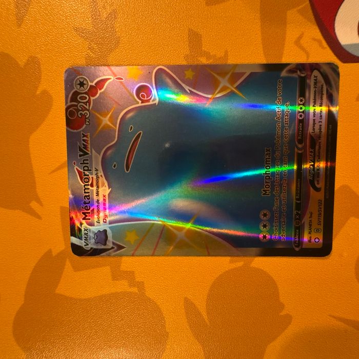 Carte Pokémon VMAX MÉTAMORPH