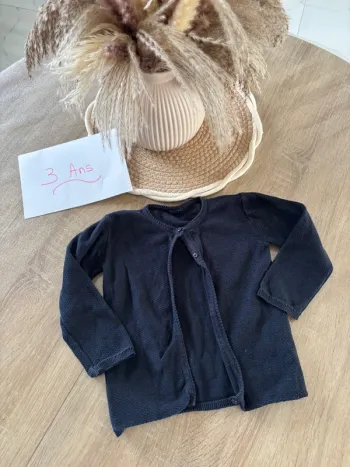 Gilet taille 36 mois