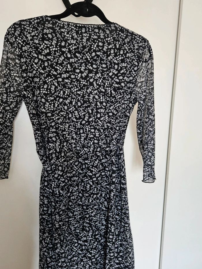 Robe portefeuille petites fleurs 🌸  Tally Weijl - photo numéro 8