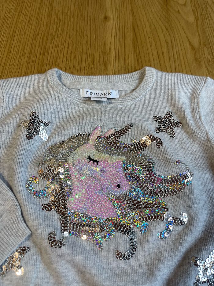 Pull fille taille 98 - photo numéro 2