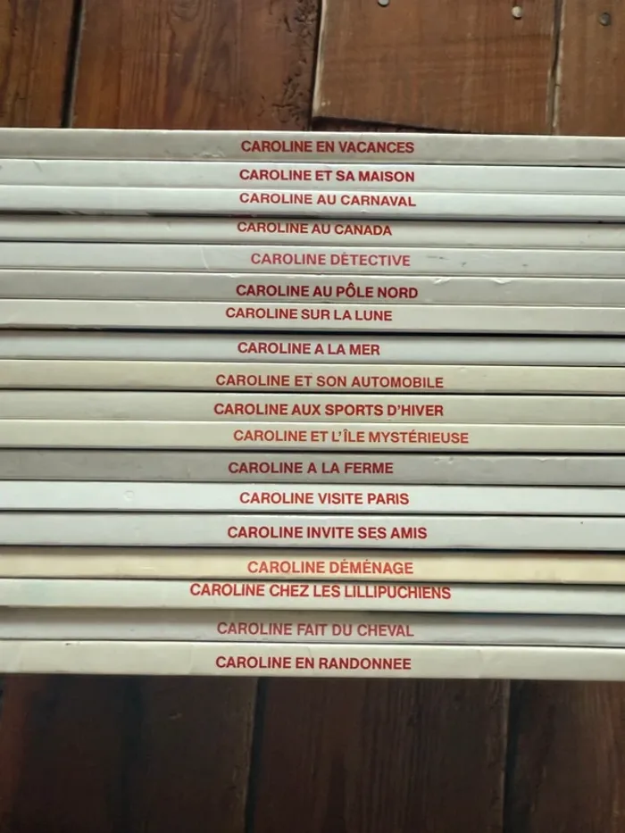 État moyen - Blanc vintage - Lot de 18 livres bd albums Caroline Pierre Probst - photo numéro 15