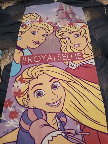 Serviette de plage princesses disney royal selfie