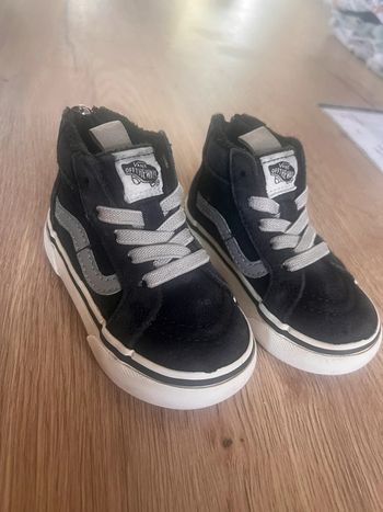 Vans taille 19
