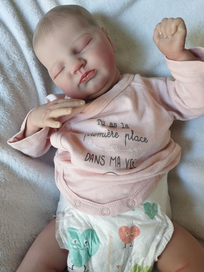 Bébé reborn - photo numéro 4