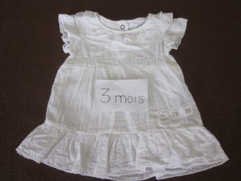 fille 3 mois