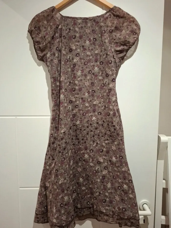 Robe fleurie 36 Très bon état - photo numéro 5
