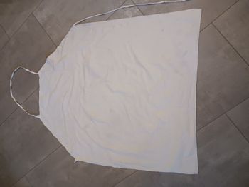 tablier blanc confection artisanale vintage (micros trous)