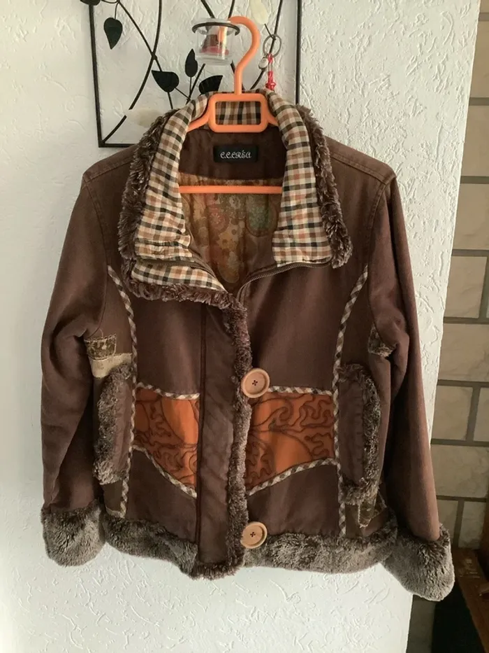 Très joli blouson tendances