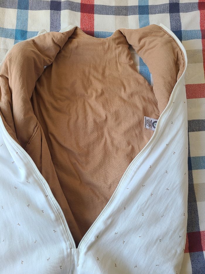 Jolie gigoteuse Cam Cam Copenhagen motif design minimaliste - photo numéro 6