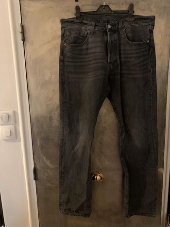 Jean levî’s 32/32 noir délavé