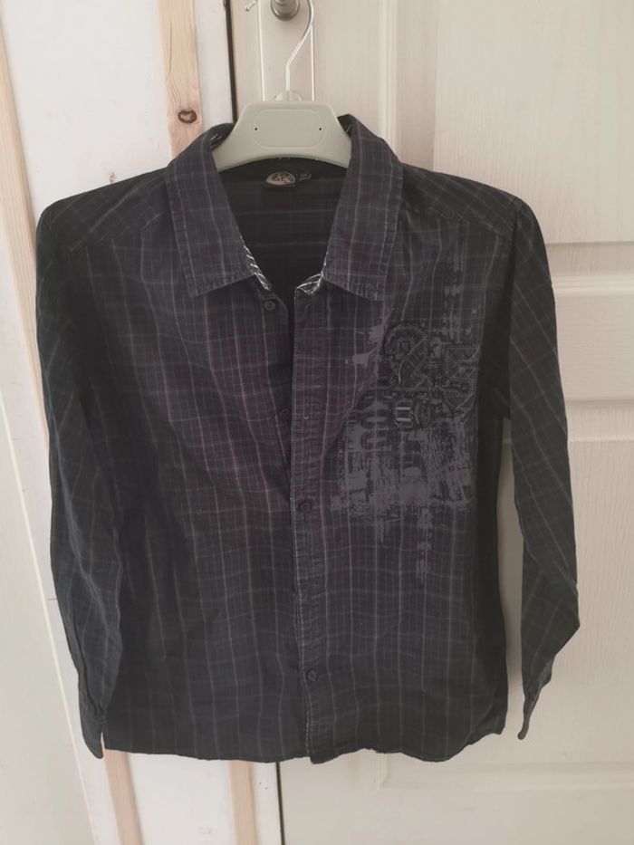 Chemise by Kool taille 12 ans très bon état