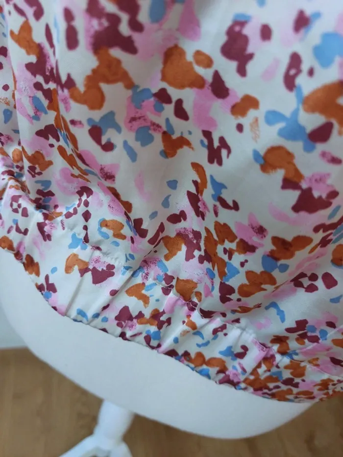 Magnifique blouse satinée fleurie - photo numéro 8