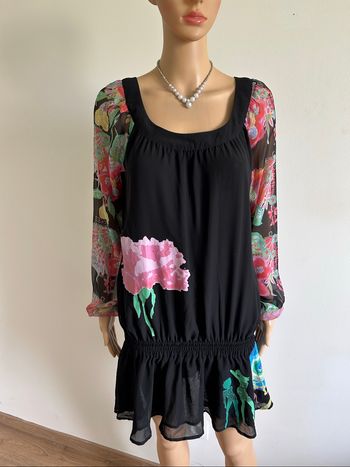 Robe courte ou tunique Desigual taille M jamais portée