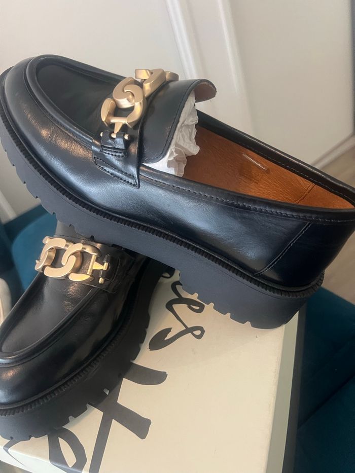 Vente de chaussures - photo numéro 3