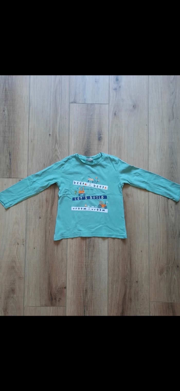 T-shirt