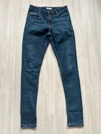 Jeans taille 14 ans