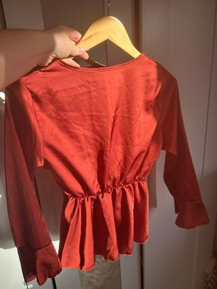 Top cache cœur effet satin - photo numéro 4