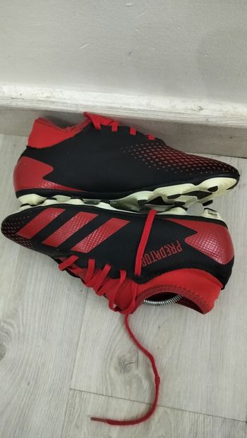 Chaussures football Adidas Predator