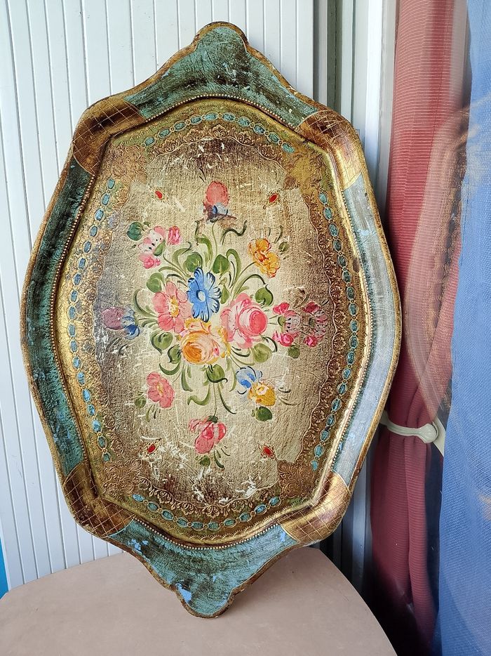 Ancien plateau Venisien en bois