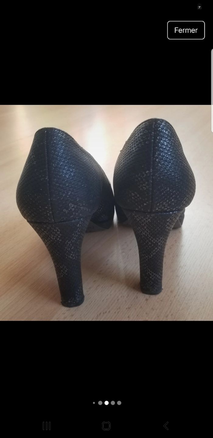 Escarpins Tamaris noir et argenté - photo numéro 4