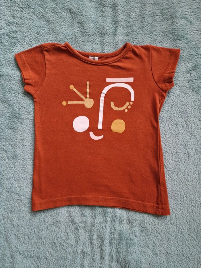 Très joli tee-shirt 92 cm