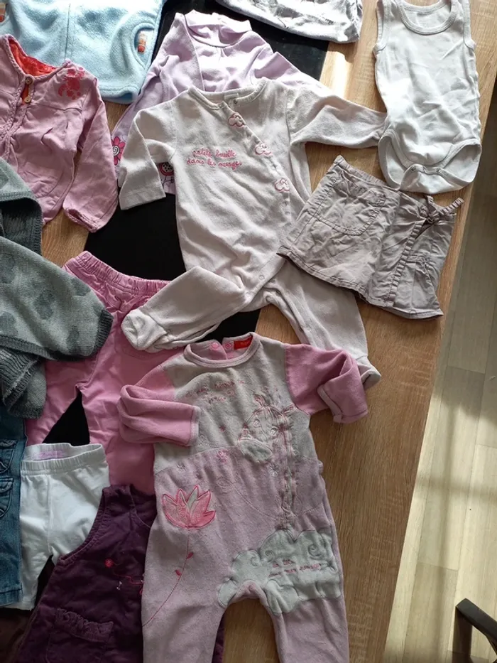 Lot vêtements bébé fille 6 mois - photo numéro 4