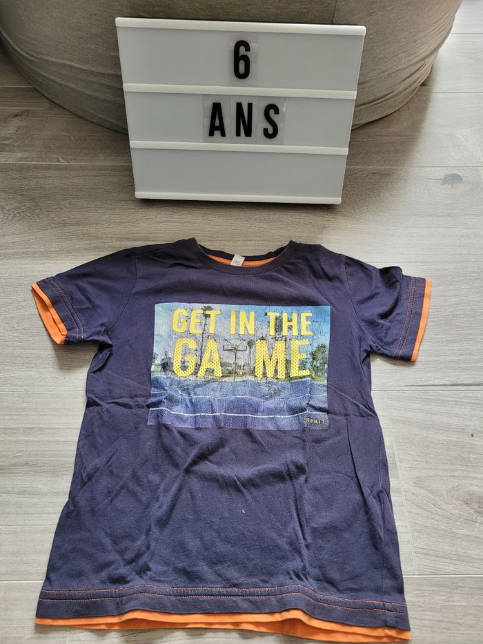 T-shirt esprit 6 ans