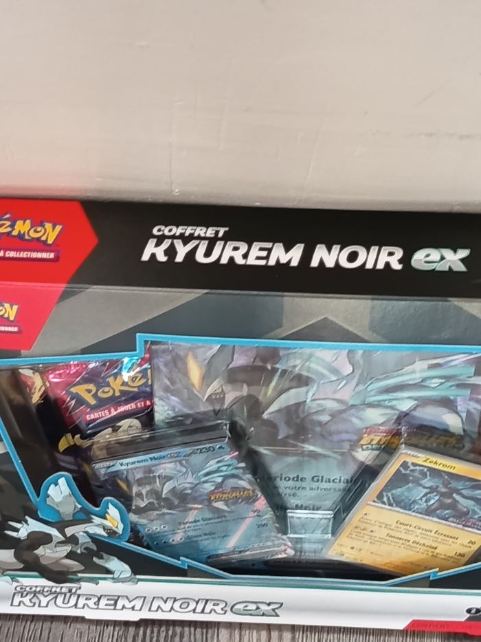 Coffret carte pokémon neuf - photo numéro 2