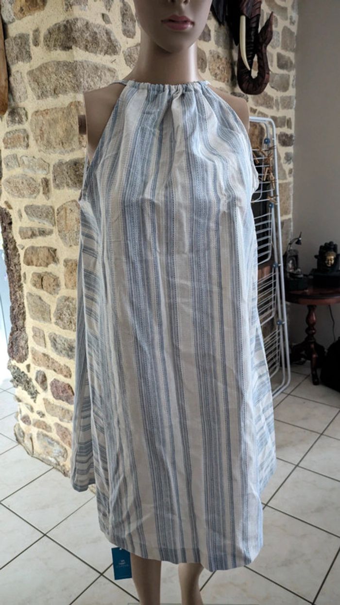 Robe midi à rayures noué col derrière taille XS/36 jamais porté