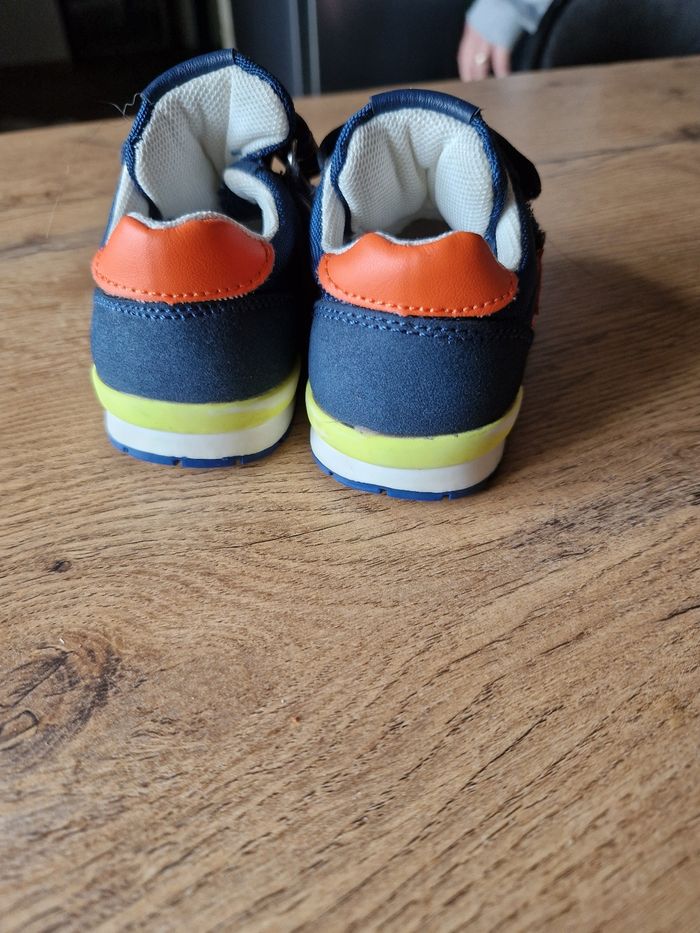 Chaussure taille 20 - photo numéro 2