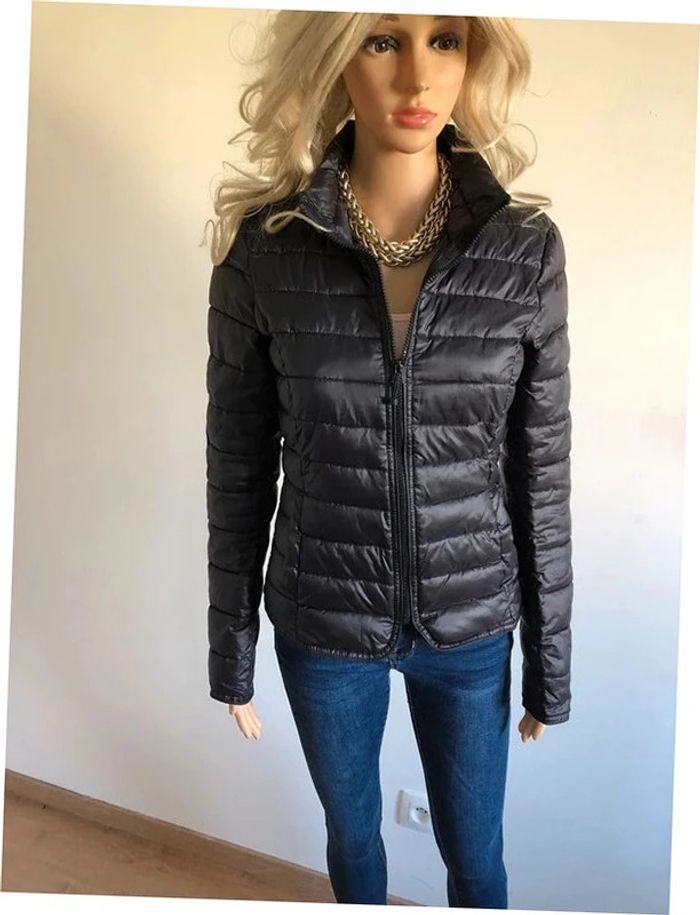 Doudoune matelassée noire Only taille S jamais portée