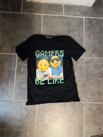 T-shirt h&M taille 8 10 ans coloris noir