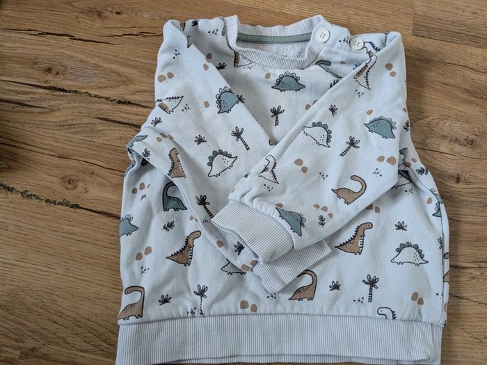 Pull kiabi dinosaure 18 mois - photo numéro 2