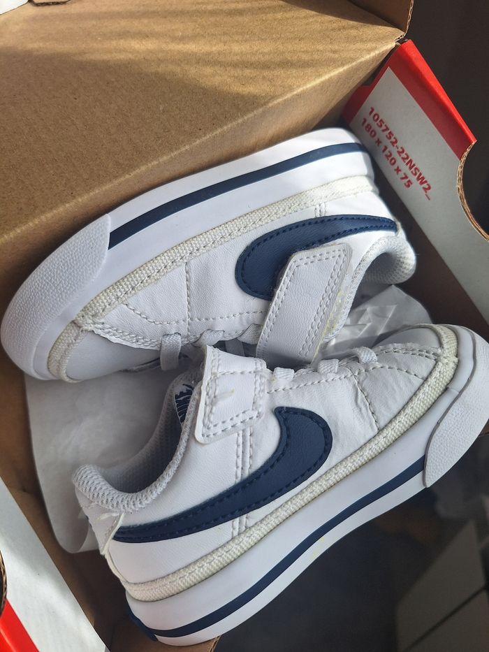 Baske nike court legacy bébé taille 21 - photo numéro 3