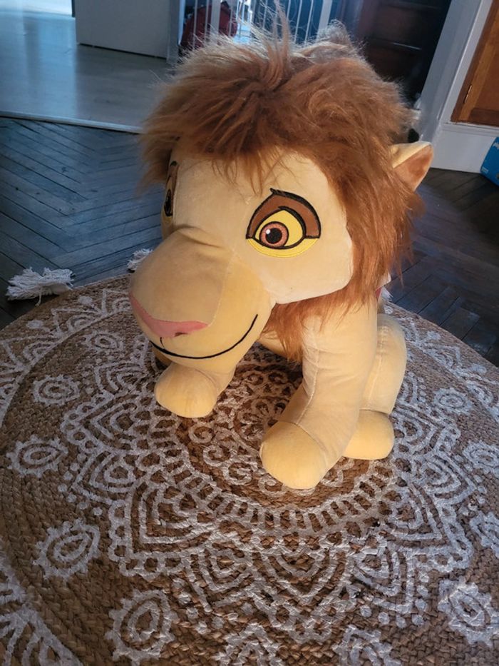 Grande peluche roi lion Disney