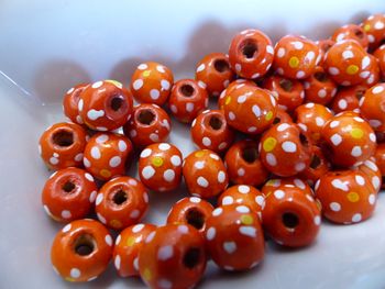 Lot de perles en bois