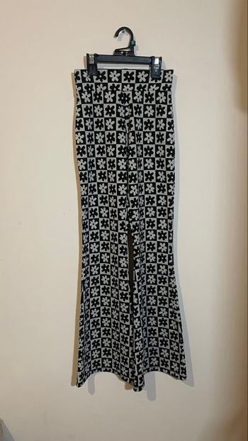 Magnifique legging pat d’eph avec des motif taille XS (34)