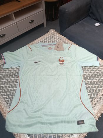 Maillot Équipe de France Nike 2 étoiles CDM 2026 – Neuf avec étiquette