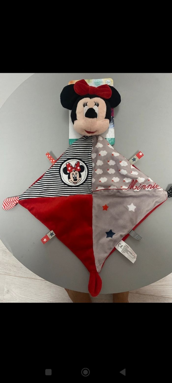 Doudou minnie neuf