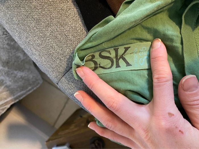 Tee-shirt taille S - photo numéro 4