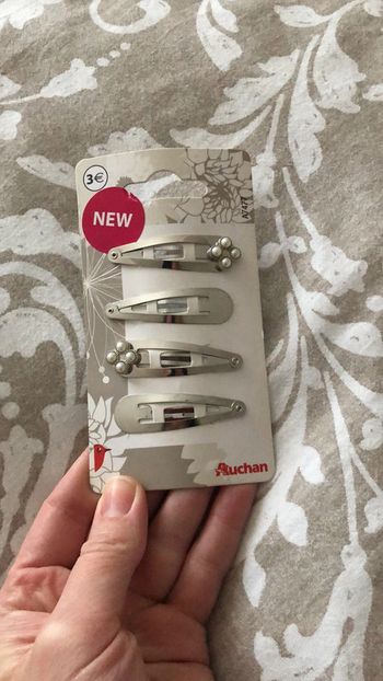 Lot de barrettes neuves