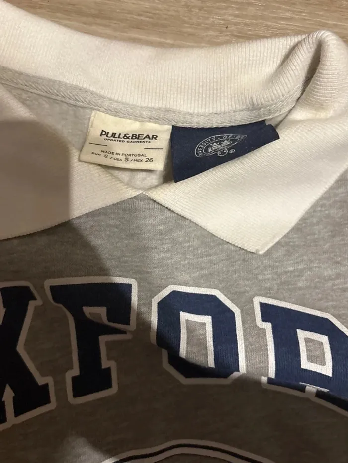 Pull Oxford pull and bear taille S - photo numéro 2