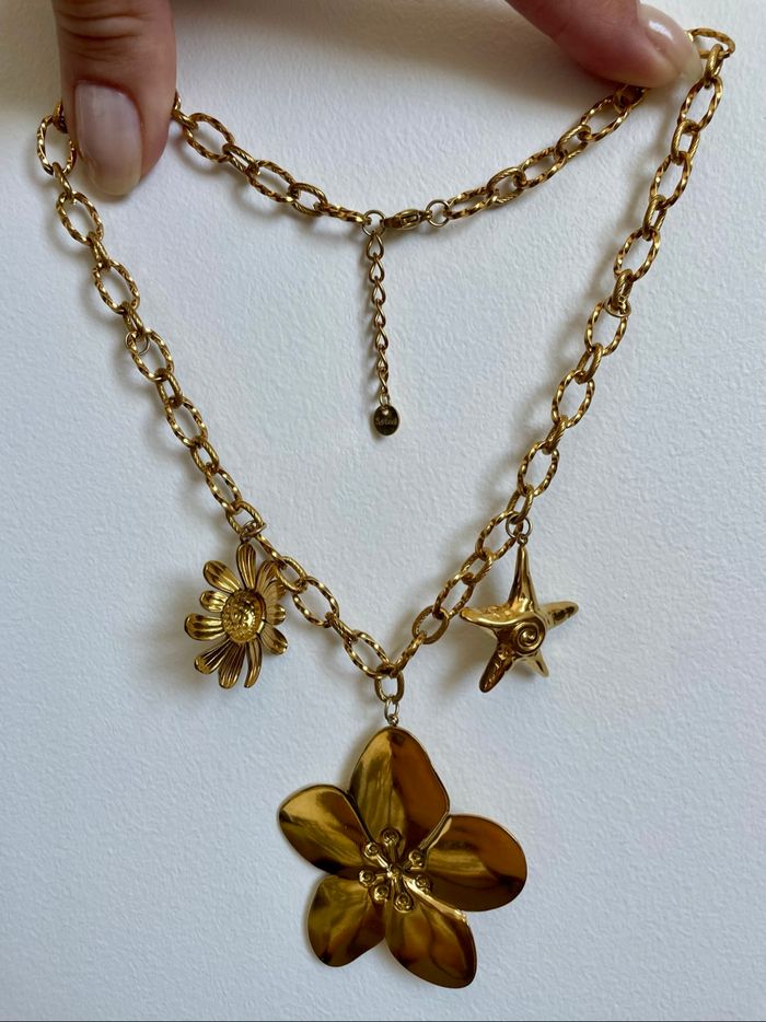 Colliers avec pendentifs - photo numéro 8
