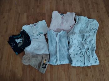 Lot vêtements bébé 9 mois