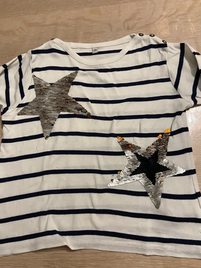 Lot de deux. T-shirts manches longues 10 ans. - photo numéro 6