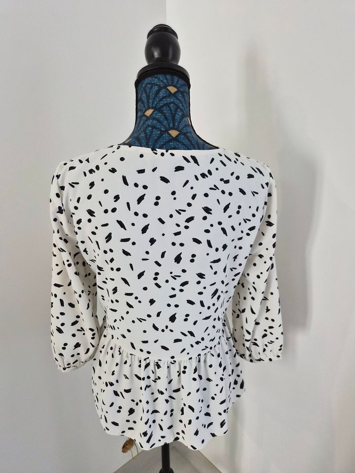 Chemisier blanc tacheté noir manches 3/4, Etam, taille 38. - photo numéro 2