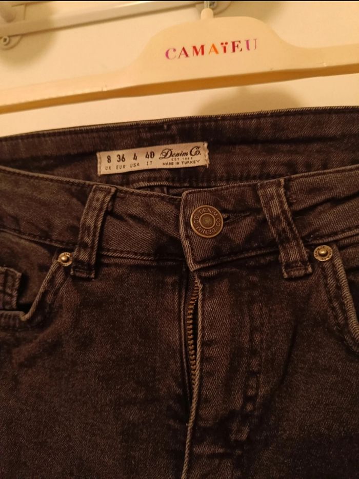Jean / Pantalon Denim Noir Classique – Taille 36 (S) - photo numéro 3